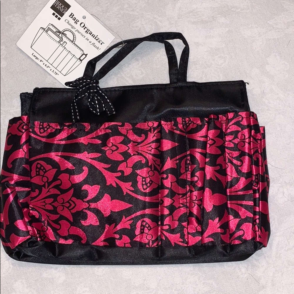 Bag organizer